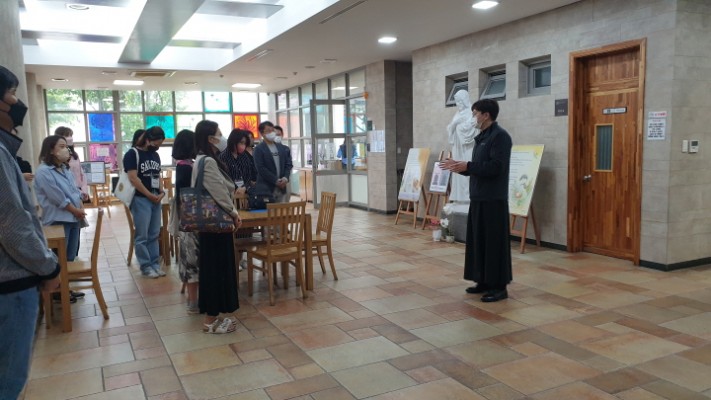 f9b24efecedf8628b19563cefcc9a6b1_1664104