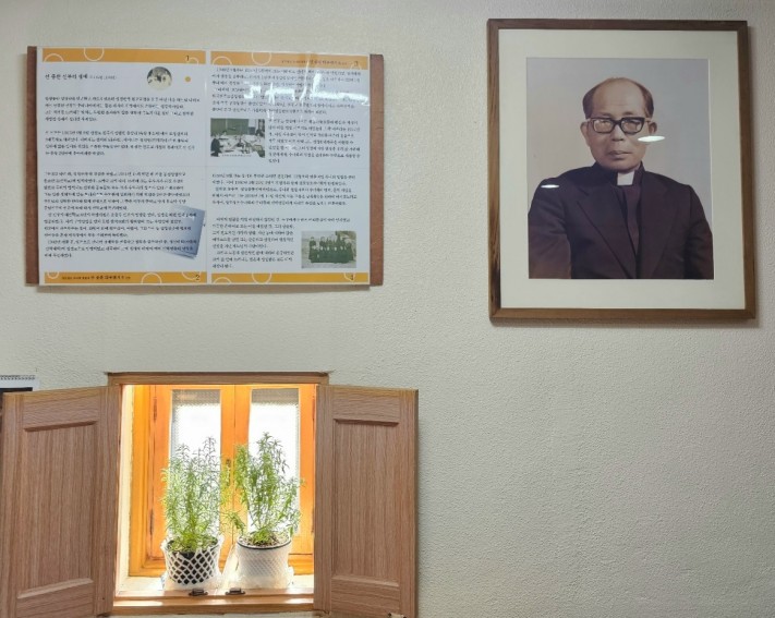 cca1adc0baf15d113988c3c1a7406e06_1699370