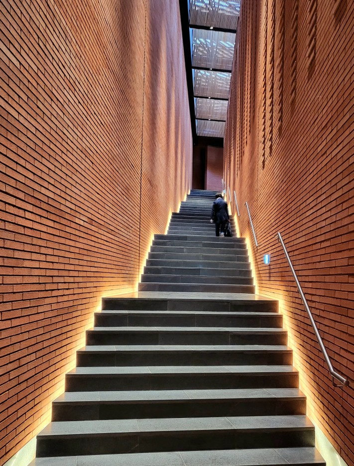 d90e496e198d24fb4722605574adf545_1698915